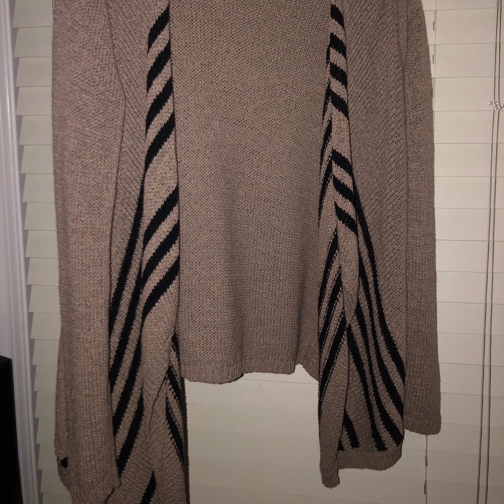 Cardigan - Picture 3 of 3